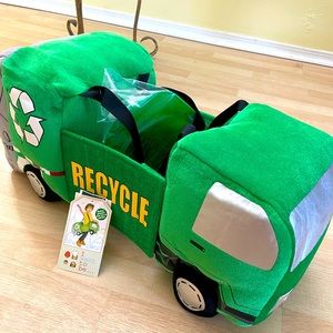 NWT Light Up 3D Plush Recycle Truck Green Halloween Costume Hard Hat Age 3-7